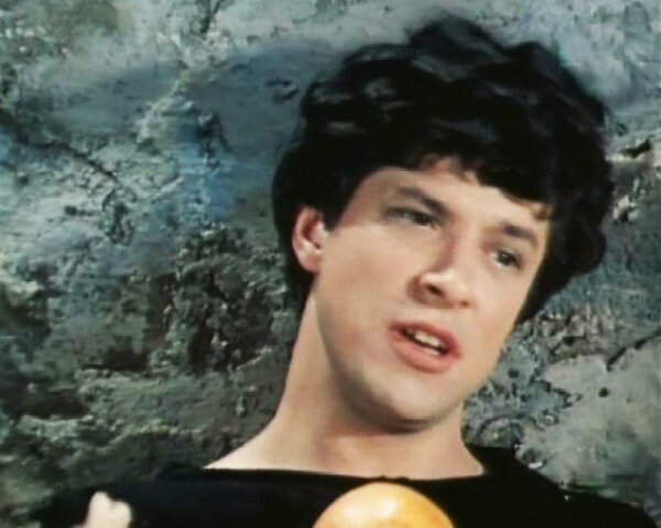 кадр из фильма «Любовь к трём апельсинам», 1970 год