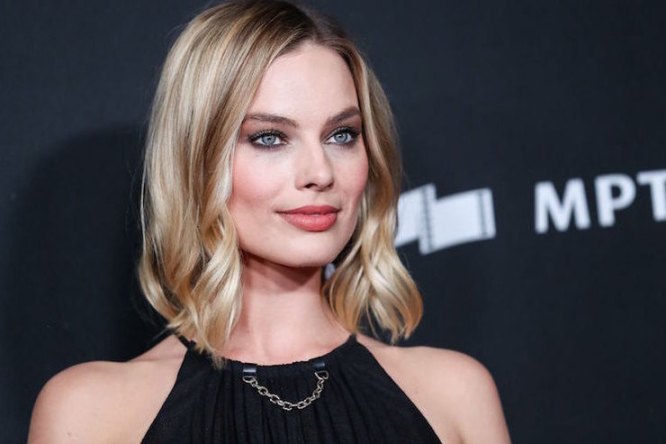 Марго Робби снялась для австралийского Vogue