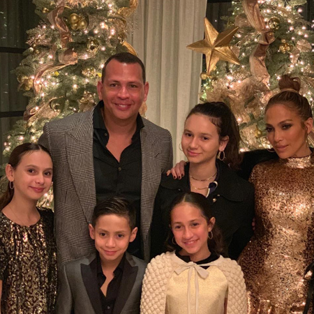 Дженнифер Лопес и Алекс Родригес помолвлены Дженнифер Лопес и Алекс Родригес помолвлены Звездные пары