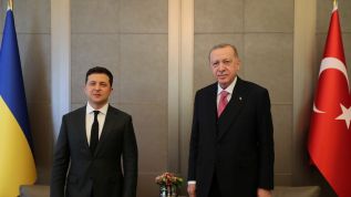 Зеленский хочет заменить россиян на украинцев в Турции