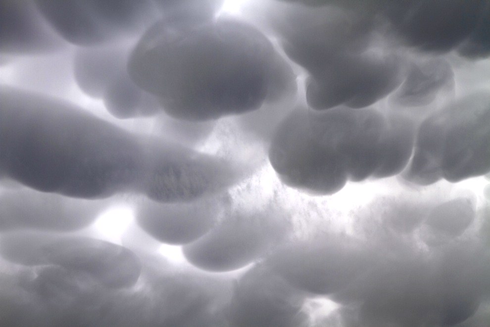 Необычные облака: Mammatus