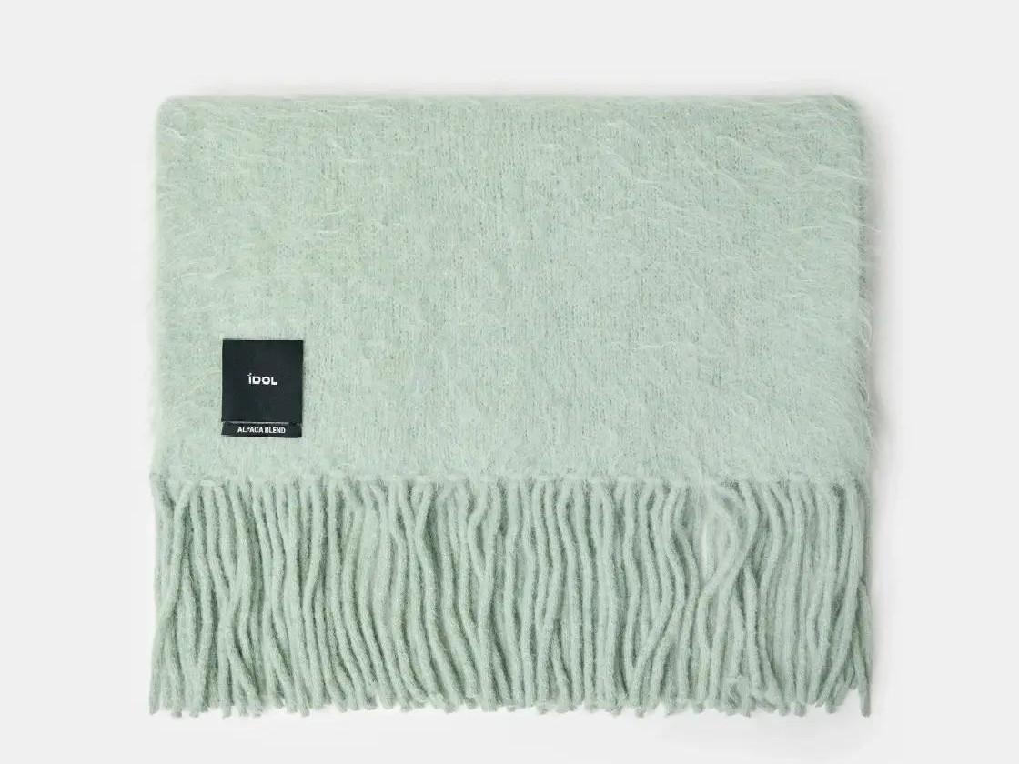 Что подарить на 8 марта маме или подруге купить, рублейГде, подарок, более, можно, который, «Золотое, официальный, лучше, яблоко», самый, магазины, после, будет, бренда, понравится, Императорский, конечно, когда, делает