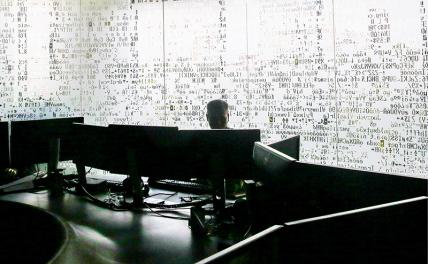 Г. Греф, весь «Сбербанк» взволнованы: «Индекс Иванова» в стране просел