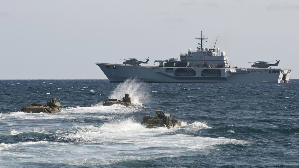 Россия устанавливает причины досмотра ВМС Греции судна «Адлер» в Средиземноморье