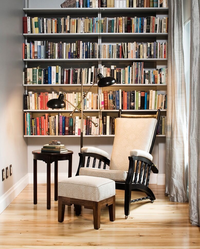 Как создать книжный уголок в вашем доме независимо от его размеров уголок, чтобы, пространство, книжный, ковер, место, могут, может, чтения, столик, уютное, нужно, идеальное, кресло, комнаты, другой, будет, немного, местом, пространства