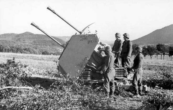 Использование 30 и 37-мм трофейных немецких зенитных автоматов Использование 30 и 37-мм трофейных немецких зенитных автоматов оружие