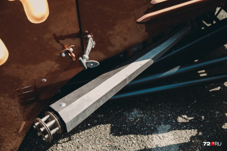 Тюменцы превратили старый школьный автобус в фуд-трак. Почему он «сладкий» и на него все глазеют? Тюменцы превратили старый школьный автобус в фуд-трак. Почему он «сладкий» и на него все глазеют? авто,автомобиль,история,машины,ремонт,Россия,советы,СССР,тюнинг