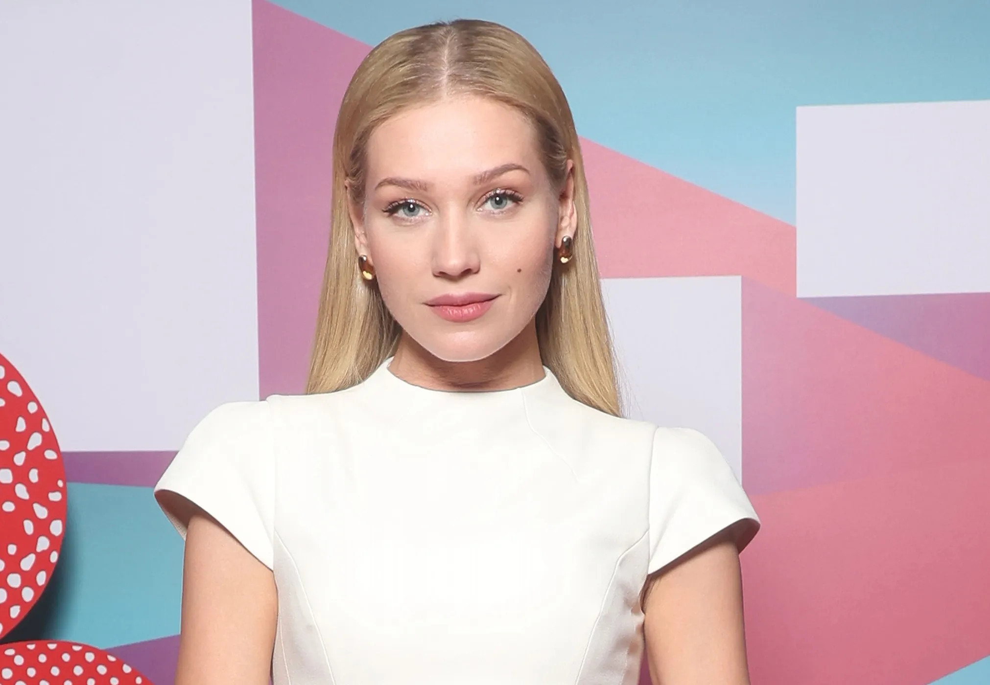 Кристина Асмус, Мария Шукшина, Валерия Гай Германика с дочерью посетили премьерные показы ММКФ-2026