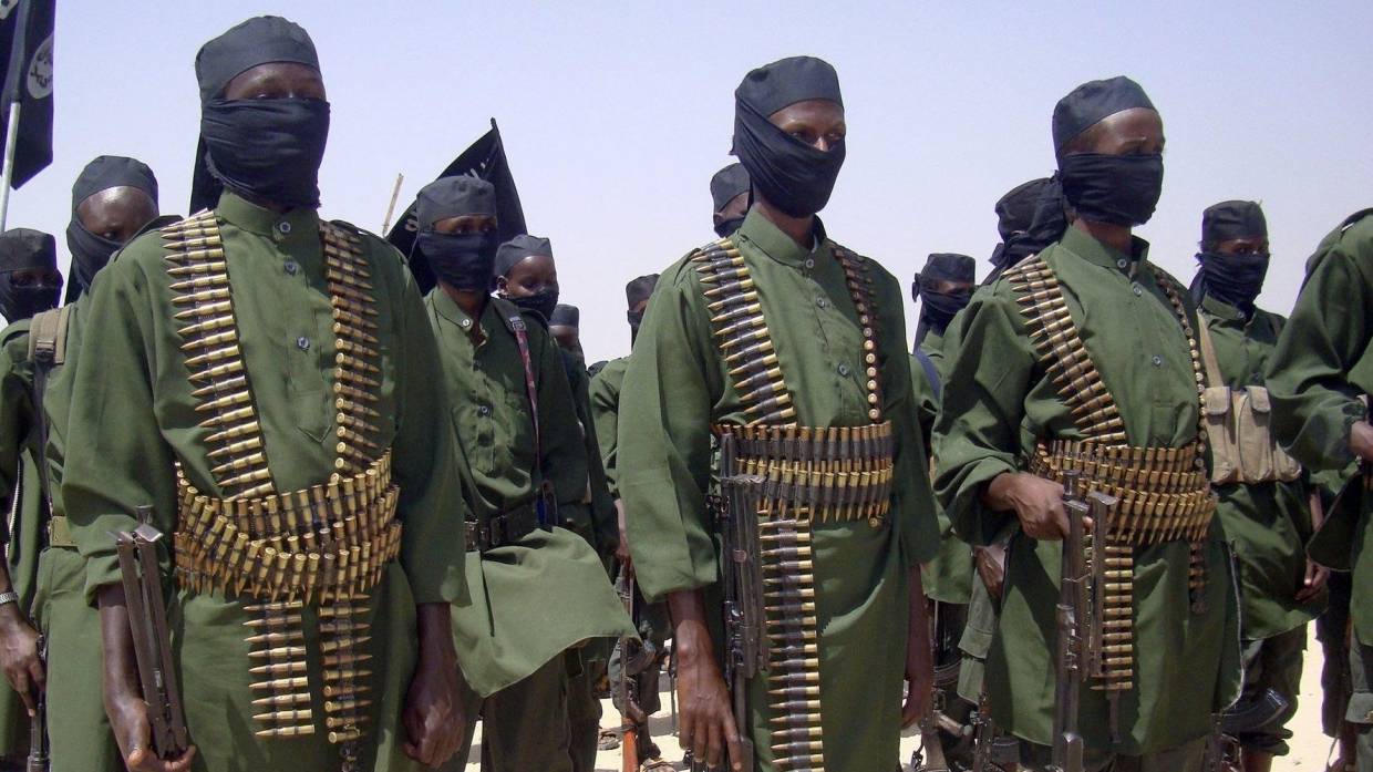 Террорист-смертник убил 15 человек в столичном ресторане Сомали