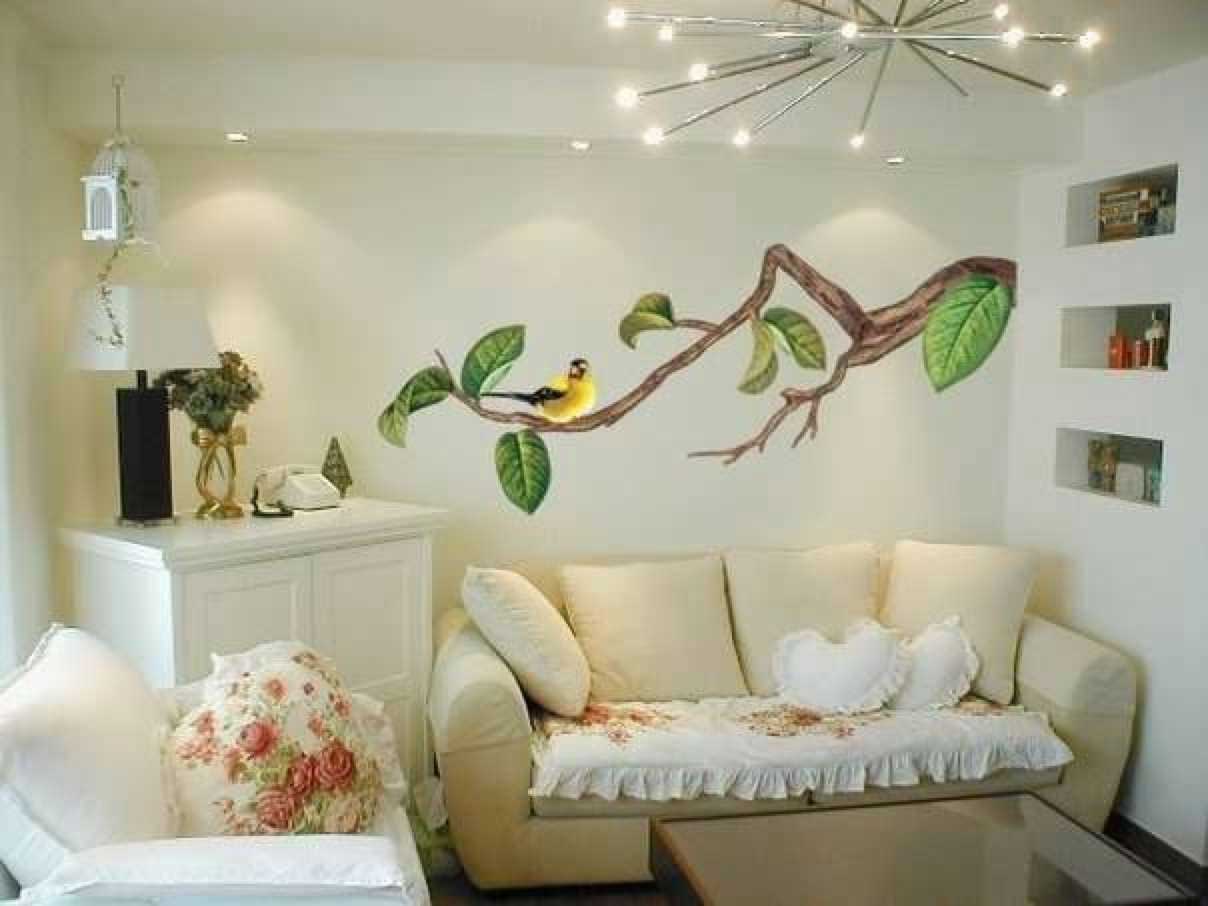 Оформление интерьера рисунками на стене в квартире