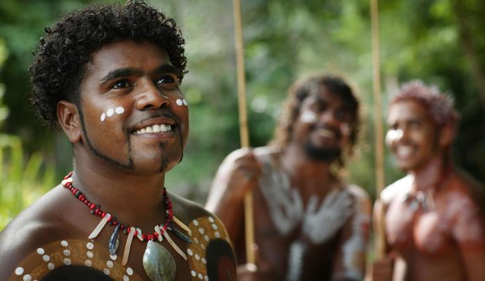 8 любопытных фактов об аборигенах Австралии – людях, которые выглядят отсталыми чудаками в родной ст