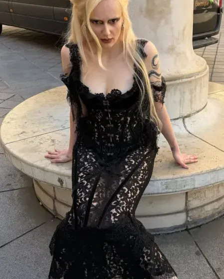 Винтаж, латекс и кружево: как и в чём Ксения Собчак, Ольга Карпуть, Елена Перминова, Катя Кищук и модные блогеры проводят время в Париже daniel,blords,instagram (инстаграм),социальная сеть,laurent saintlaurent,serebro,Анна Александрова,виктория салават,джонатан андерсон,Джон Гальяно,диана коркунова,екатерина кищук,Елена Перминова,кристина романова,Ксения Собчак,Ксения Чилингарова,лина дембикова,мэри лист,ольга карпуть,рената пиотровски,станислава токарева,Стелла Маккартни,юлия воронова,Яна Расковалова