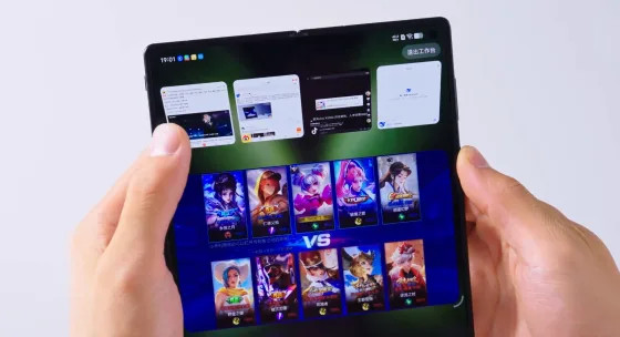 На складном Vivo X Fold 5 запустили 5 приложений одновременно