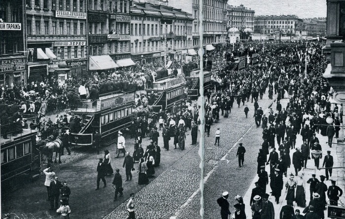 Санкт-Петербург начала XX века на снимках «отца российского фоторепортажа» Карла Буллы дальние дали