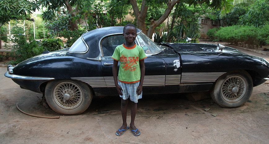 Уникальная находка: Jaguar E-Type, который эксплуатировался в сердце Африки целых 40 лет авто