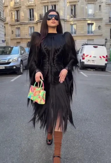 Винтаж, латекс и кружево: как и в чём Ксения Собчак, Ольга Карпуть, Елена Перминова, Катя Кищук и модные блогеры проводят время в Париже daniel,blords,instagram (инстаграм),социальная сеть,laurent saintlaurent,serebro,Анна Александрова,виктория салават,джонатан андерсон,Джон Гальяно,диана коркунова,екатерина кищук,Елена Перминова,кристина романова,Ксения Собчак,Ксения Чилингарова,лина дембикова,мэри лист,ольга карпуть,рената пиотровски,станислава токарева,Стелла Маккартни,юлия воронова,Яна Расковалова