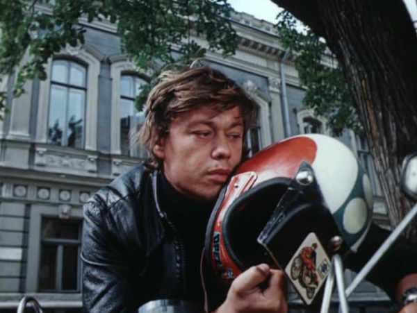 Необычная «Ява» бандита Урри из кино про «Электроника»