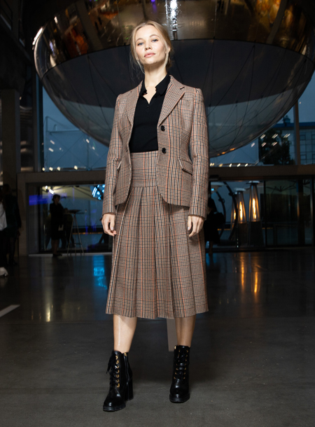 Даша Жукова, Роман Абрамович, Ксения Собчак и другие на открытии выставочных проектов музея "Гараж" Звезды,Красная дорожка