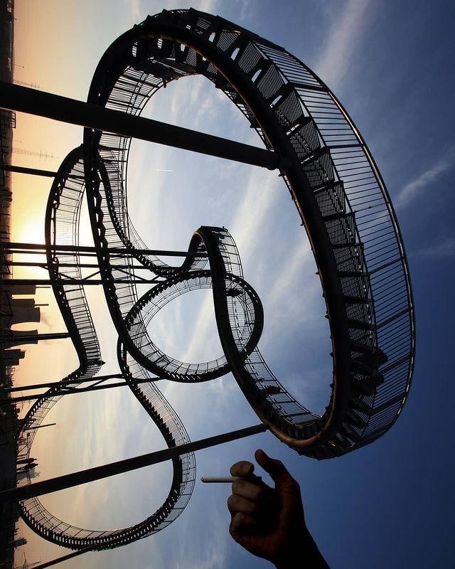 Фотография: Фотограф демонстрирует чудеса перспективы в удивительных и смешных снимках №22 - BigPicture.ru