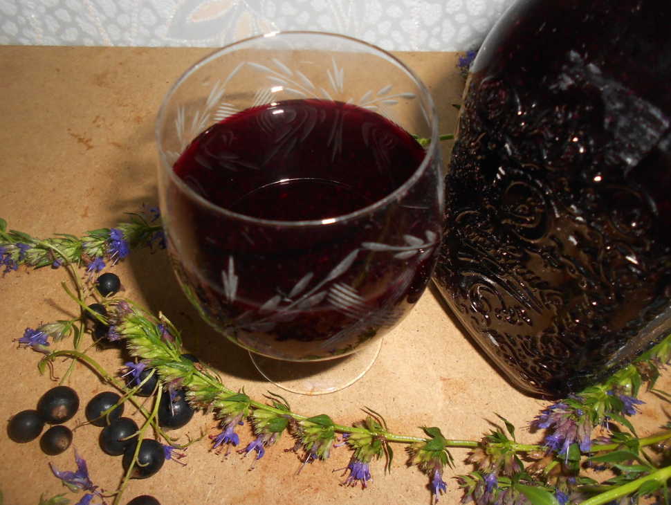 Лечебное вино сделал и забыл о боли в сердце: чудо-рецепт, всем советую!