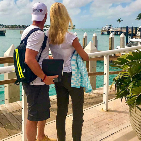 Виктория Лопырева и Игорь Булатов вновь замечены на пляже в Майами Звездные пары