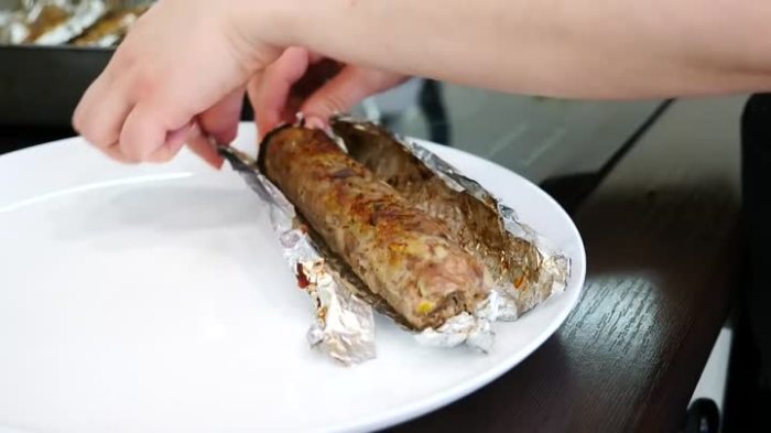 5 рецептов вкуснейшей домашней колбасы, приготовить которую самому не составит труда 5 рецептов вкуснейшей домашней колбасы, приготовить которую самому не составит труда готовим дома,кулинария,рецепты