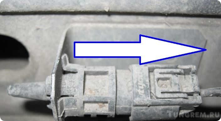 Замена датчика температуры наружного воздуха Lada Kalina