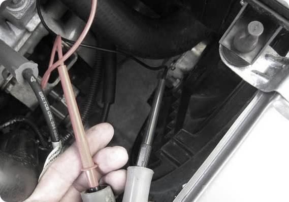 Проверка высоковольтных свечных проводов Lada Kalina