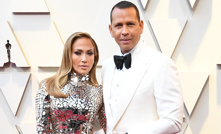 Дженнифер Лопес призналась, что дважды отменяла свадьбу с Алексом Родригесом