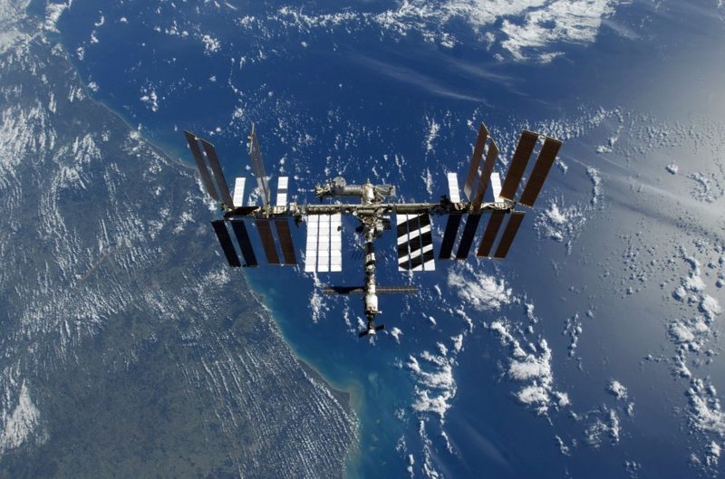Международная космическая станция над Землей, 2009 год земля, космос, красота, природа, фото