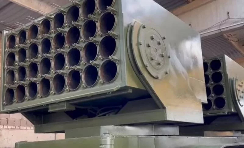 В сети показали кадры применения РСЗО «Чебурашка» с нанесением ударов термобарическими боеприпасами