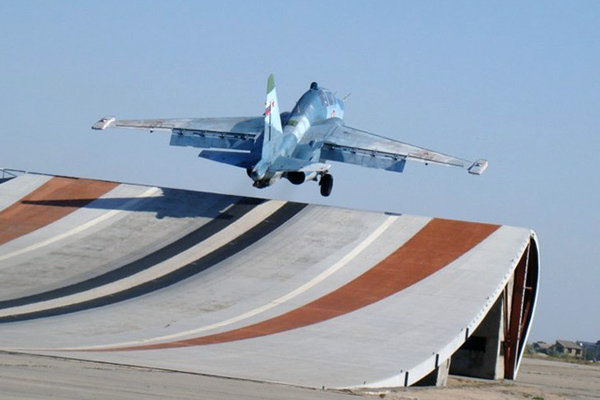 Учебно-тренировочный самолет Су-25УТГ на тренажере НИТКА в Крыму