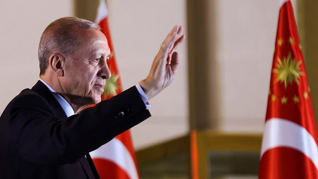 «Звонок, удививший многих..» — Именно ему Эрдоган позвонил первым после победы на выборах