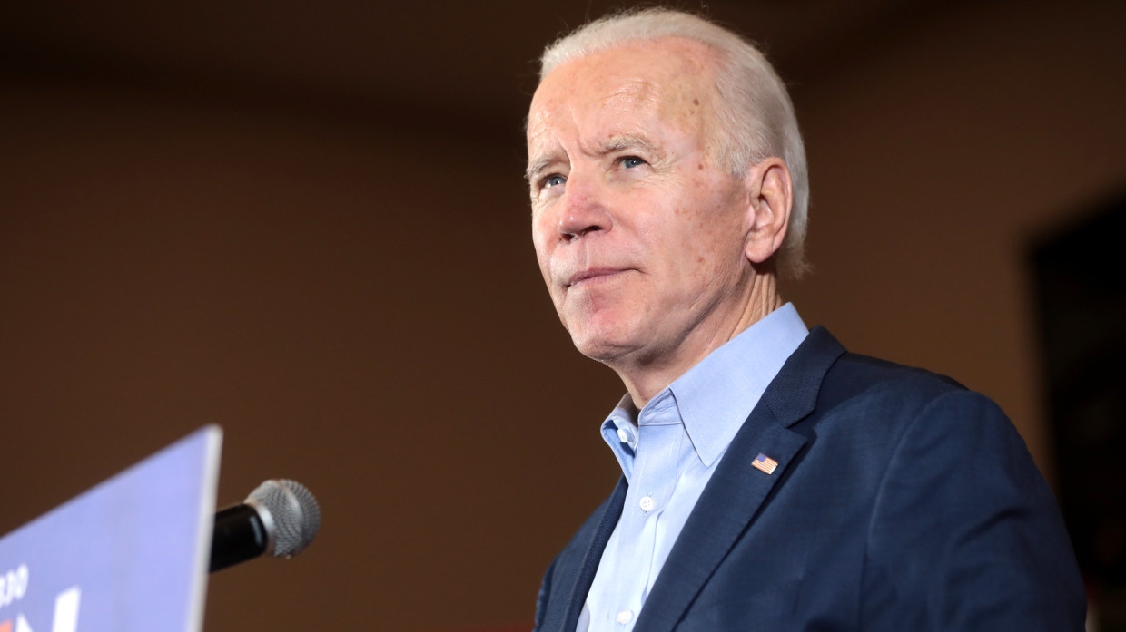 Байден: США не должны жертвовать военными ради демократии в Афганистане