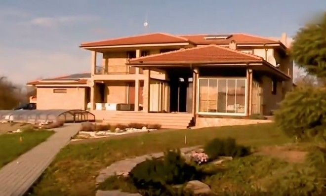 Пафосно-то как! Роскошные дачи российских звезд Пафосно-то как! Роскошные дачи российских звезд звезда,красота,наши звезды,развлечение,фото,шоубиz