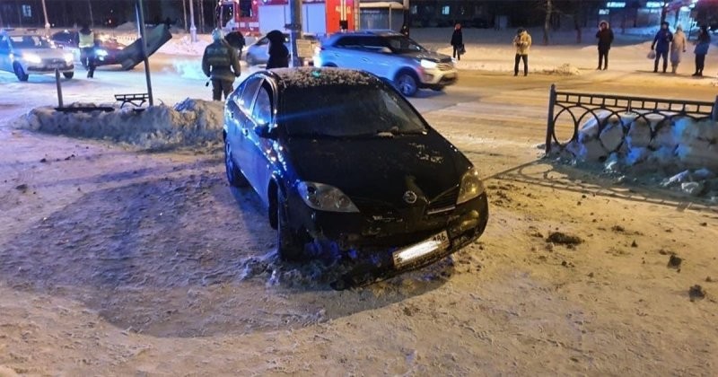 В Нижневартовске неопытная автомобилистка совершила не самый удачный манёвр, чтобы избежать ДТП