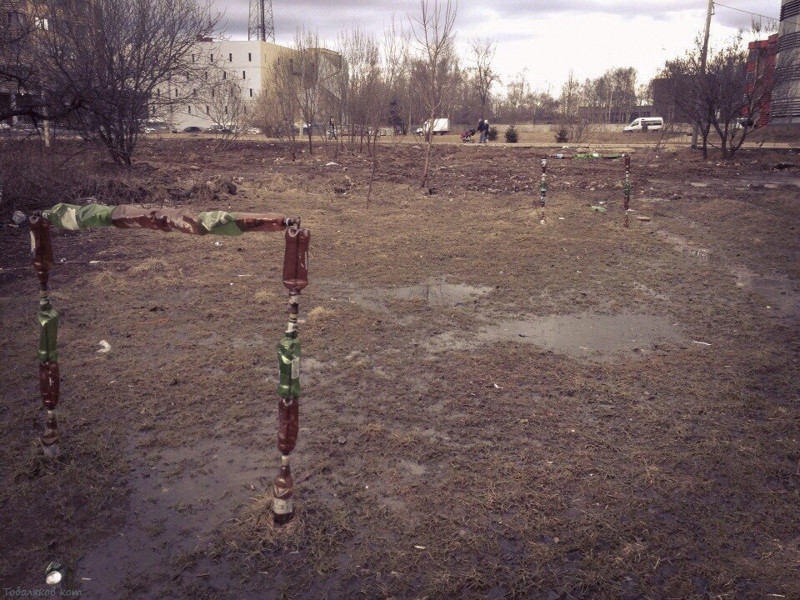 Тем временем под Нижневартовском прикол, россия, футбол, чм-2018, юмор