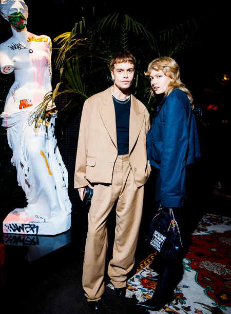 Даша Жукова, Роман Абрамович, Ксения Собчак и другие на открытии выставочных проектов музея "Гараж" Звезды,Красная дорожка