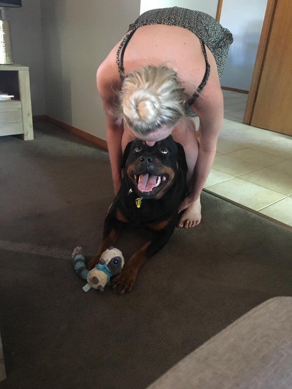 девушка с собакой