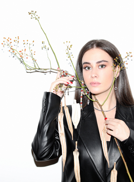 От капсул для самоизоляции до digital-коллекций: дизайнеры представили новые лукбуки Мода,Новости моды