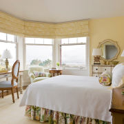 Плиссированные шторы - изящный интерьер