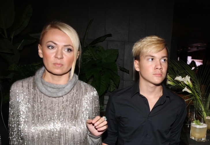 Николай, сын Яны Рудковской и Виктора Батурина