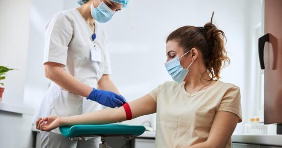 Онкогематолог Бондаренко о раке крови: «Опухоль в 5 кг может быть рассредоточена по всему организму»