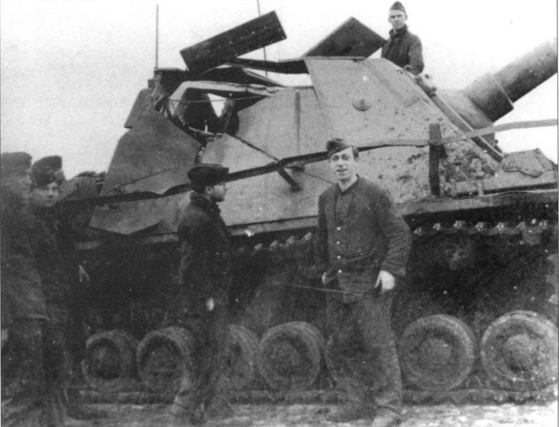 Как советские 122/152-мм осколочно-фугасные снаряды разносили немецкие танки на части. Редкие кадры