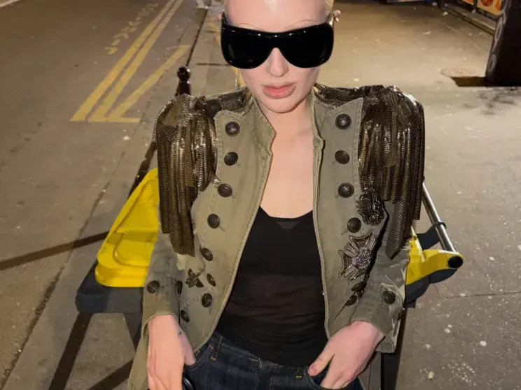 Винтаж, латекс и кружево: как и в чём Ксения Собчак, Ольга Карпуть, Елена Перминова, Катя Кищук и модные блогеры проводят время в Париже daniel,blords,instagram (инстаграм),социальная сеть,laurent saintlaurent,serebro,Анна Александрова,виктория салават,джонатан андерсон,Джон Гальяно,диана коркунова,екатерина кищук,Елена Перминова,кристина романова,Ксения Собчак,Ксения Чилингарова,лина дембикова,мэри лист,ольга карпуть,рената пиотровски,станислава токарева,Стелла Маккартни,юлия воронова,Яна Расковалова