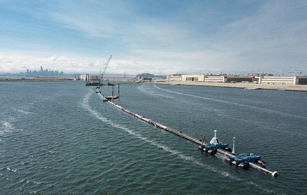 Гигантская очистная система приступила к чистке Тихого океана Ocean Cleanup, Боян Слат, гигантское мусорное пятно, очистка океана, очистная система, пластиковый мусор, экологические проблемы, экология