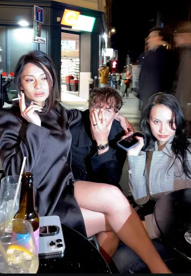 Винтаж, латекс и кружево: как и в чём Ксения Собчак, Ольга Карпуть, Елена Перминова, Катя Кищук и модные блогеры проводят время в Париже daniel,blords,instagram (инстаграм),социальная сеть,laurent saintlaurent,serebro,Анна Александрова,виктория салават,джонатан андерсон,Джон Гальяно,диана коркунова,екатерина кищук,Елена Перминова,кристина романова,Ксения Собчак,Ксения Чилингарова,лина дембикова,мэри лист,ольга карпуть,рената пиотровски,станислава токарева,Стелла Маккартни,юлия воронова,Яна Расковалова