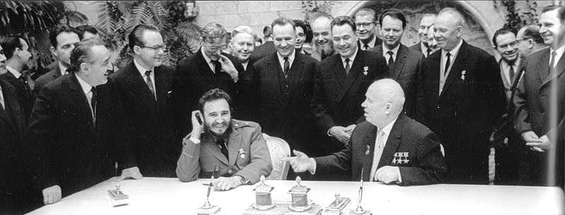 Серьезнейшие переговоры о военной и экономической помощи СССР, история, кастро