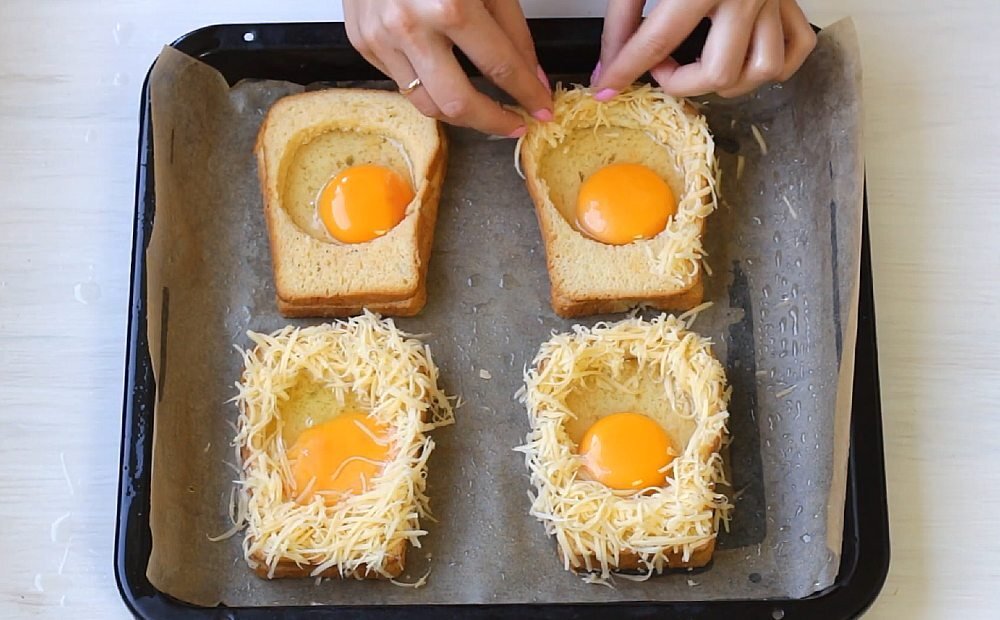 Гренки с яйцом и сыром в духовке Закуски