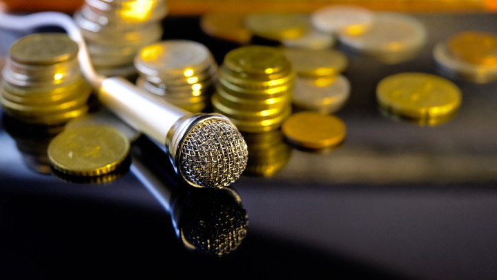 "ПУГАЧЁВА ДЛЯ БЕДНЫХ": МОНЕТОЧКА ЗАКАТИЛАСЬ В ЛИТВУ И СЭКОНОМИЛА 500 ТЫСЯЧ РУБЛЕЙ